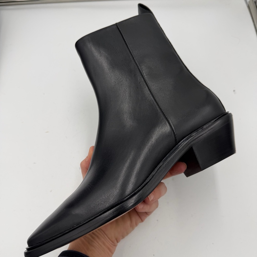NEW Everlane Black Leather Havana Ankle Boot in Size 9.5 - Picture 8 of 13